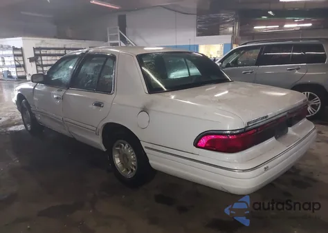 1997 Mercury Grand Marquis Ls z USA, uszkodzony, nr VIN 2MELM75W4VX690656